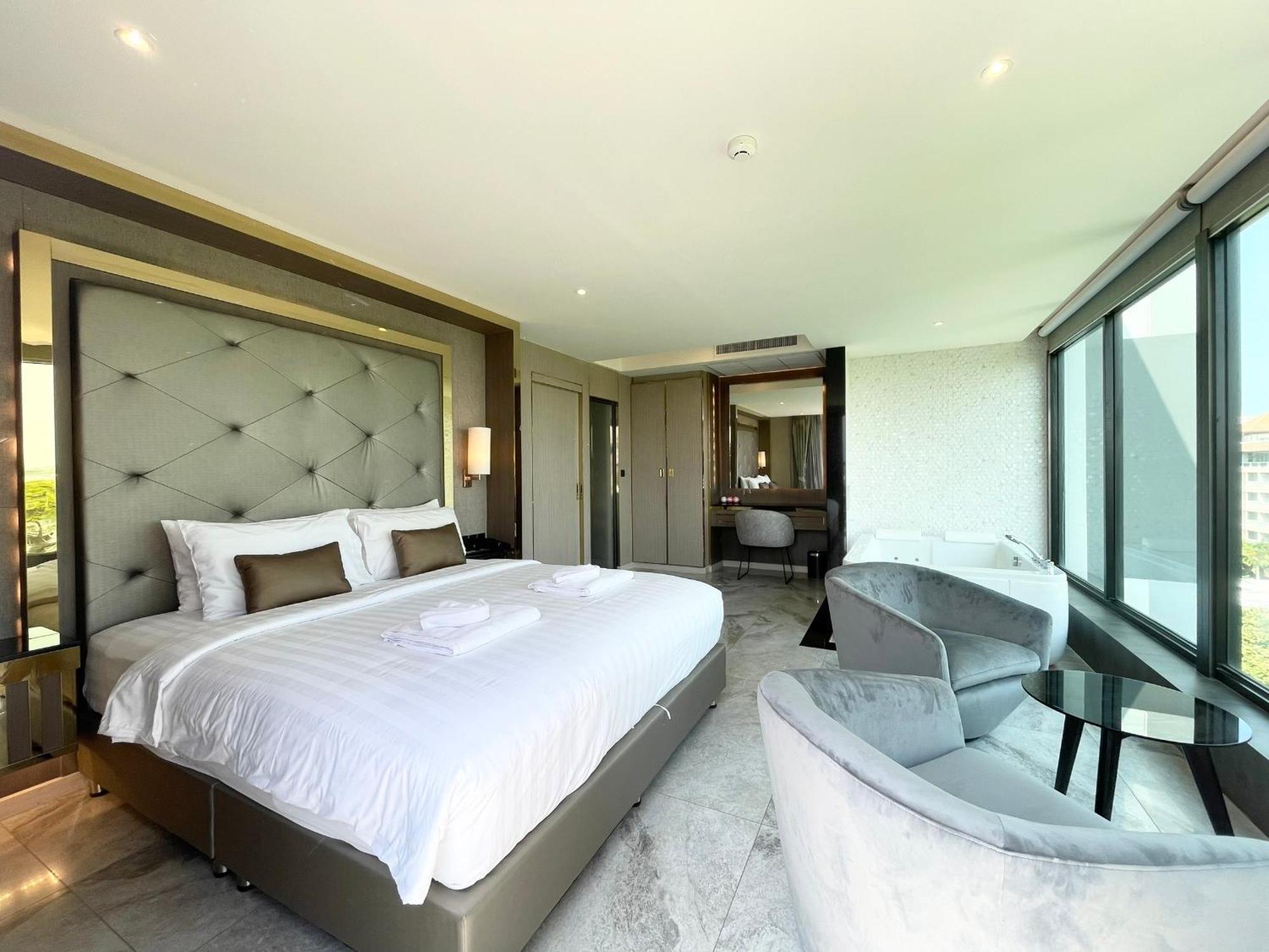 The Tj Hotel Jomtien Exteriér fotografie