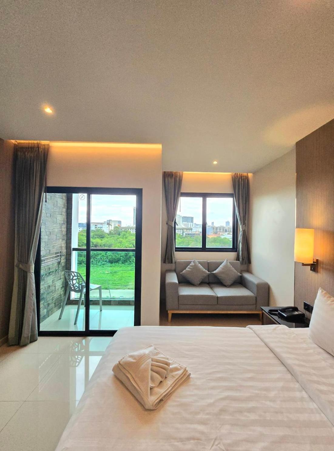 The Tj Hotel Jomtien Exteriér fotografie