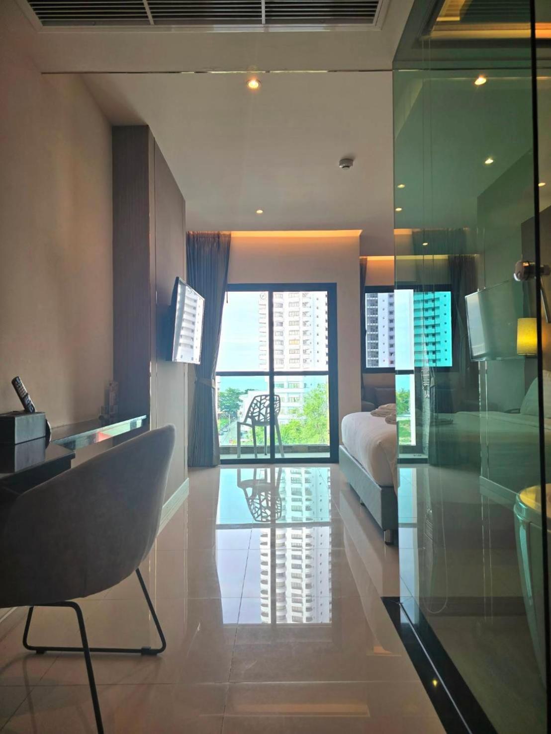 The Tj Hotel Jomtien Exteriér fotografie