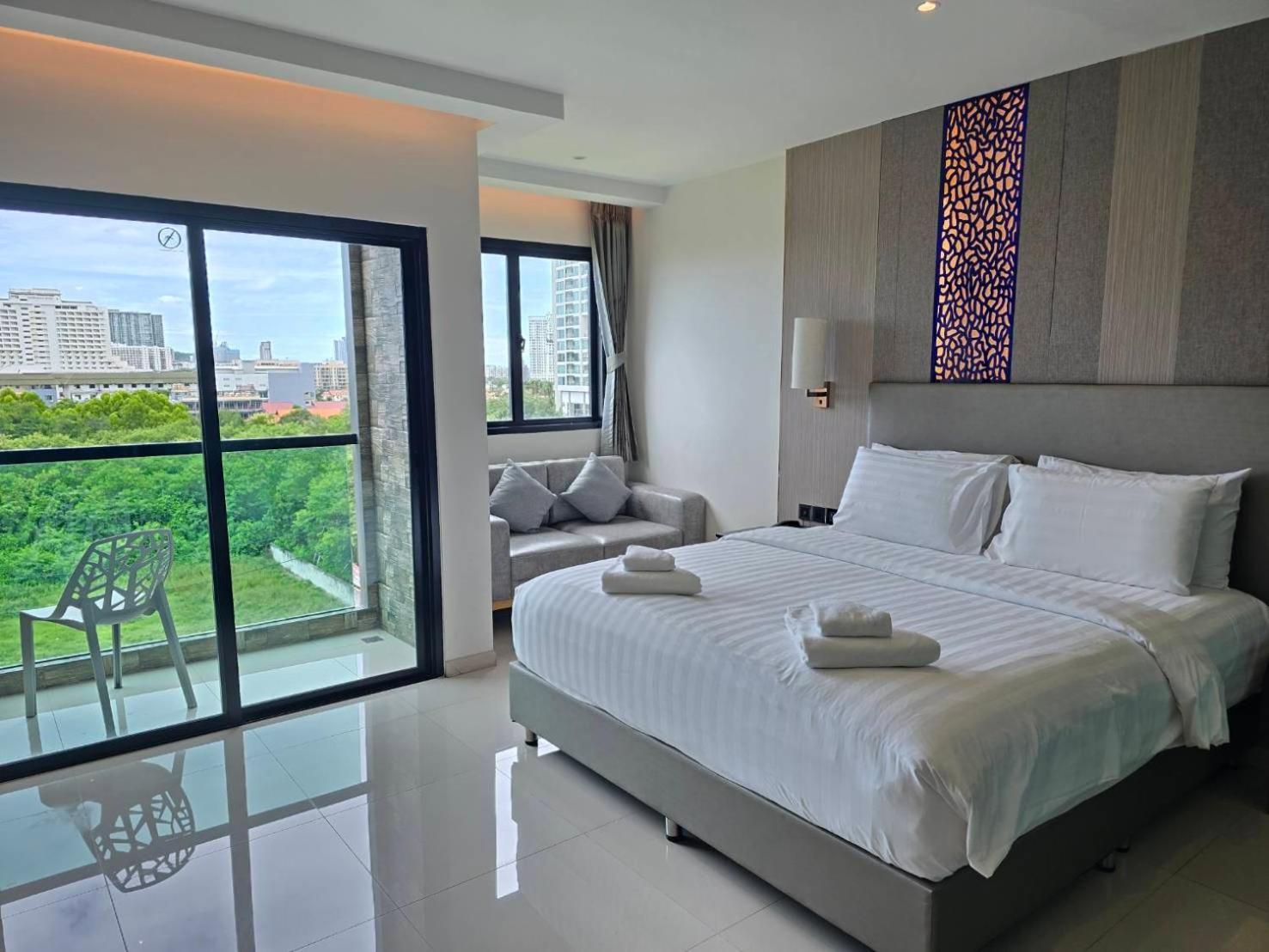 The Tj Hotel Jomtien Exteriér fotografie